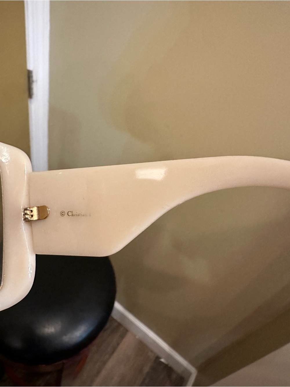 Dior Oversized White Shield Sunglasses - Picture 4 of 5